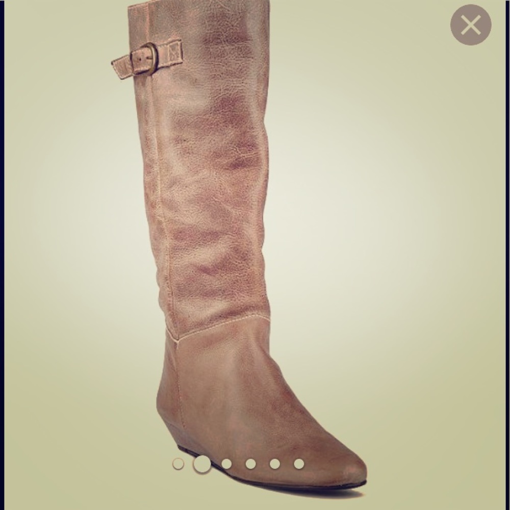 INTYCE boot by Steve Madden